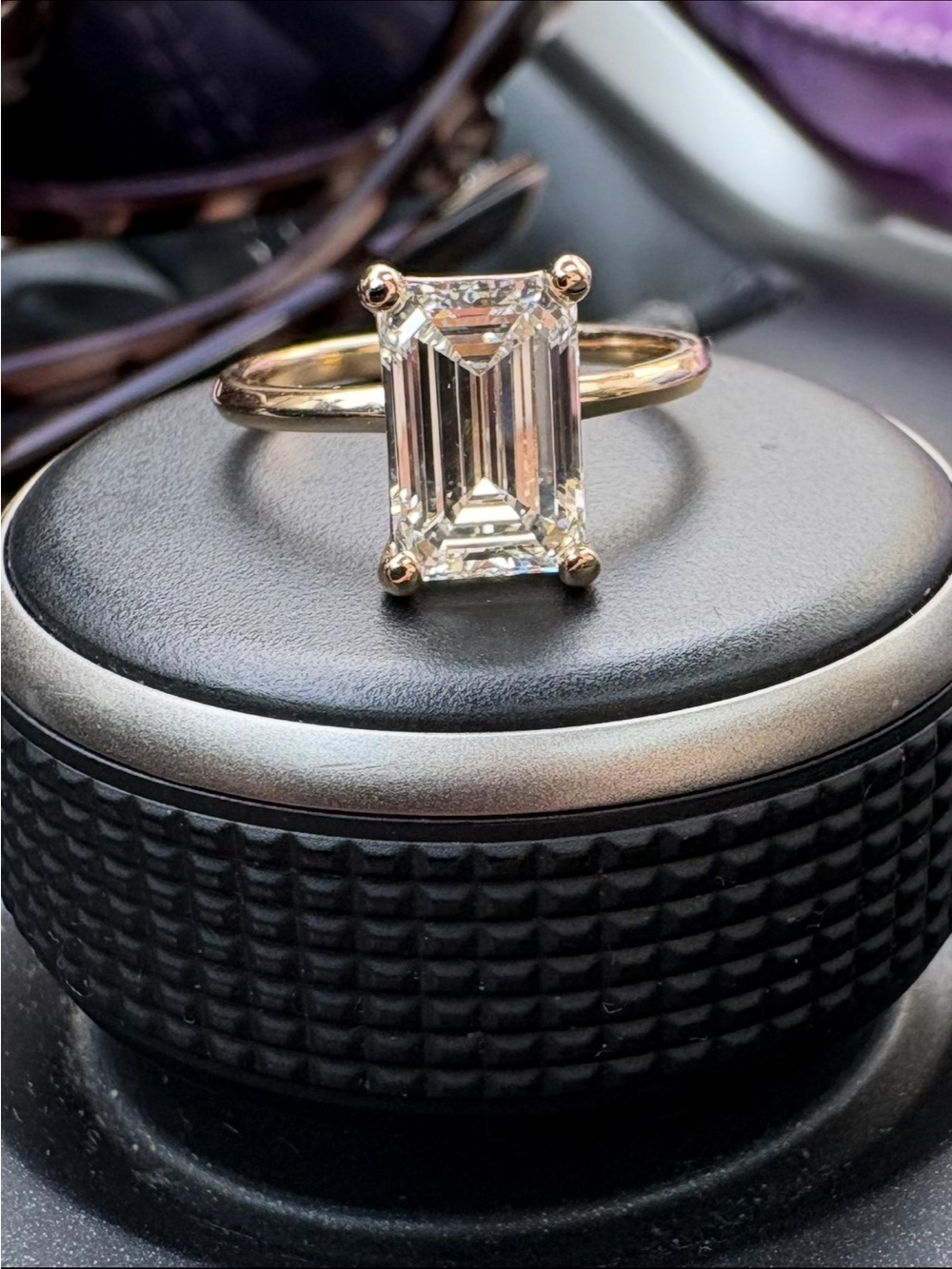 2.6 ct authentic lab grown diamond emerald cut solitaire 14k gold F-VS1